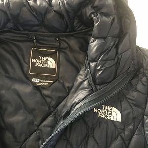 Women’s North Face Thermoball Jacket